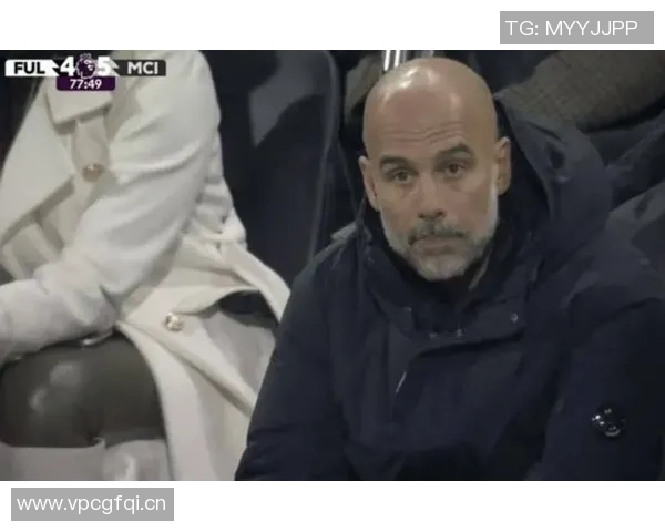 瓜帅赛后与主裁亲切交流竖起大拇指表达赞赏与尊重