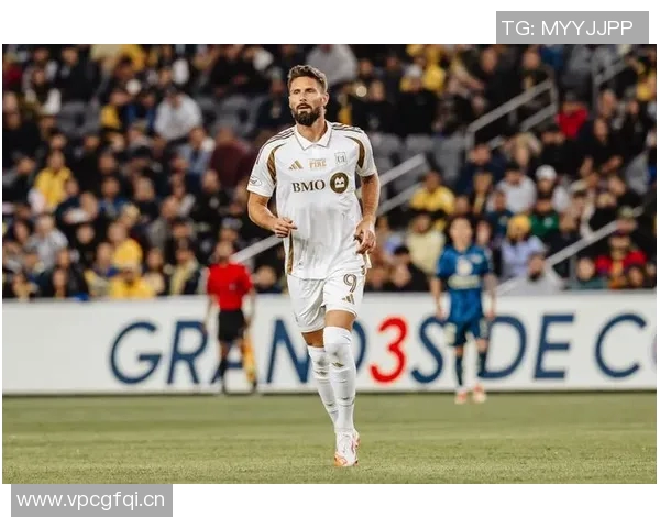 吉鲁回忆阿森纳紧张时刻蓝狐夺冠那年我们失误的教训