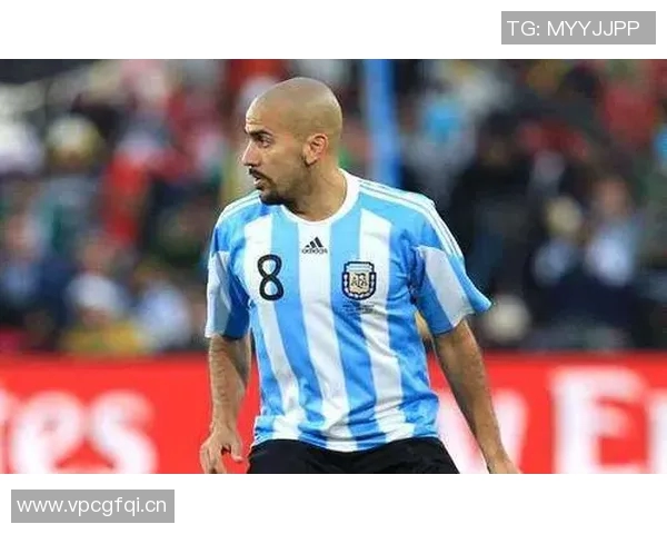 贝隆遭禁足半年妻子怒斥阿足协黑手党并暗指梅西背后阴谋