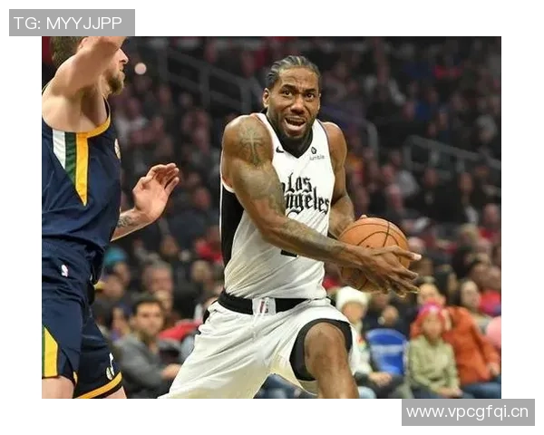 小卡半场表现出色8投5中贡献14分2板2助正负值高达16