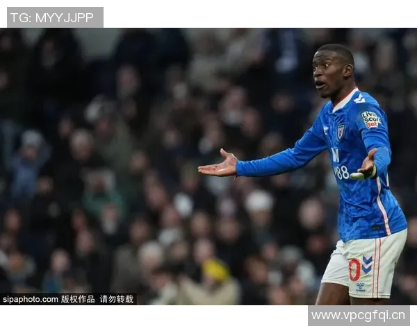 特尔希望冬窗外租热刺球员引巴黎FC与土超双雄关注