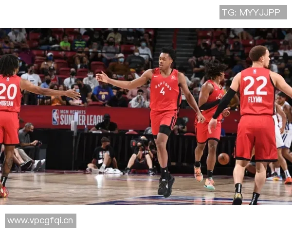 狄龙三分球表现出色砍下21分7篮板3助攻1抢断助球队获胜